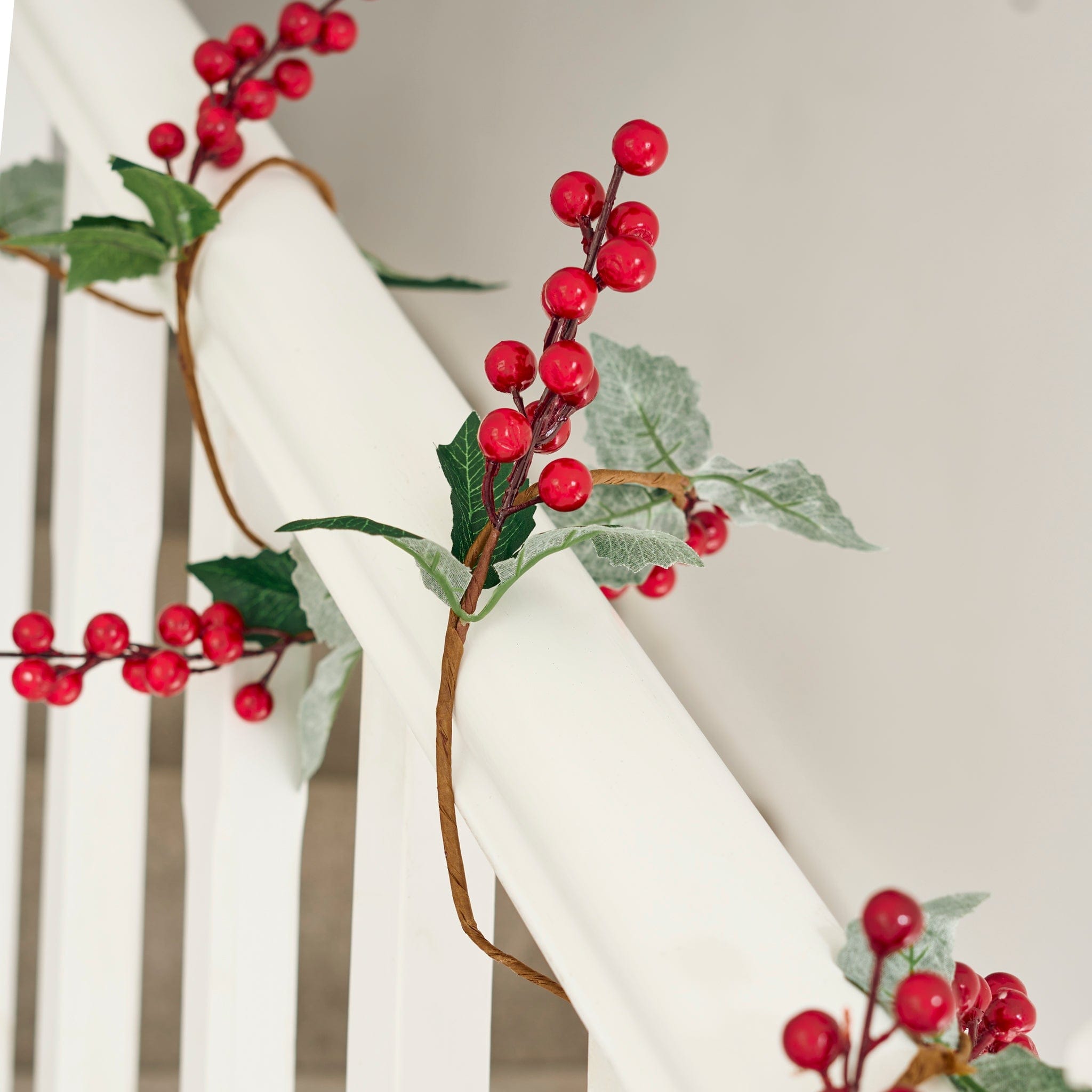 Artificial Christmas Red Berry Holly Garland - 145cm 5050565624857 only5pounds-com